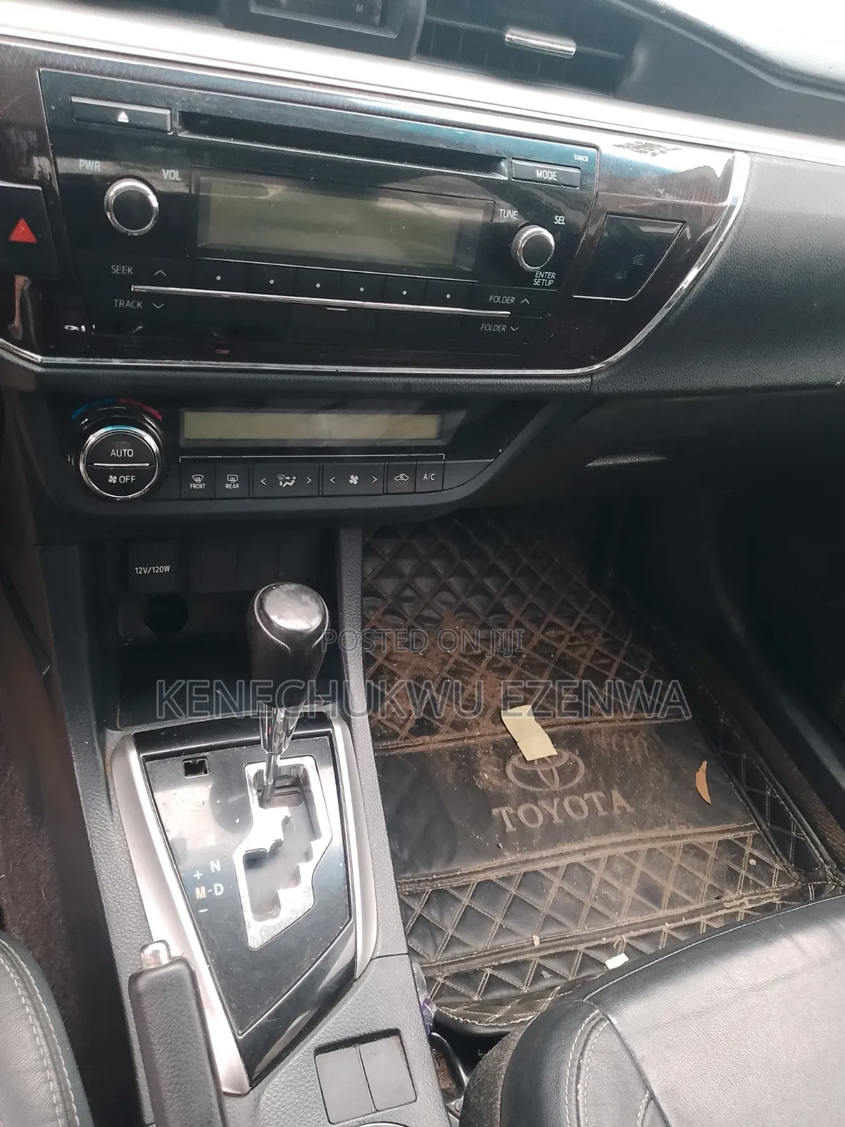 Toyota Corolla 2015 Black