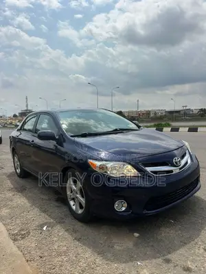 Toyota Corolla 2013 Blue