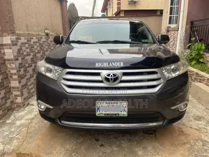 Toyota Highlander 2012 Gray