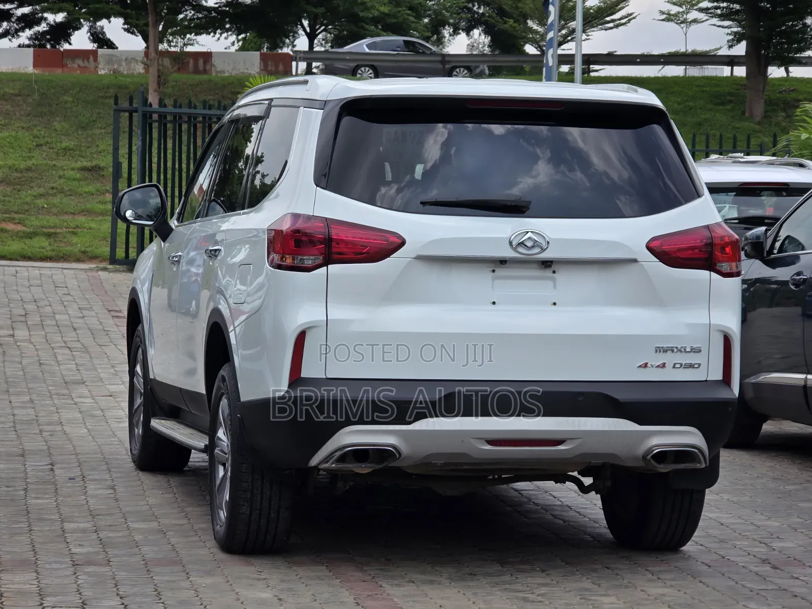 Maxus D90 2018 White