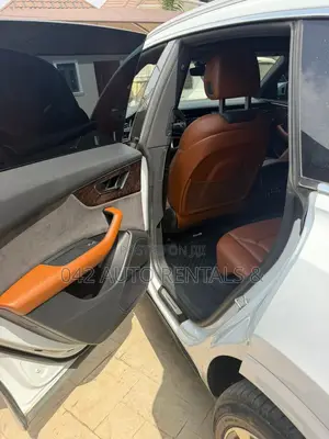 Audi Q5 45 Premium AWD quattro 2020 White
