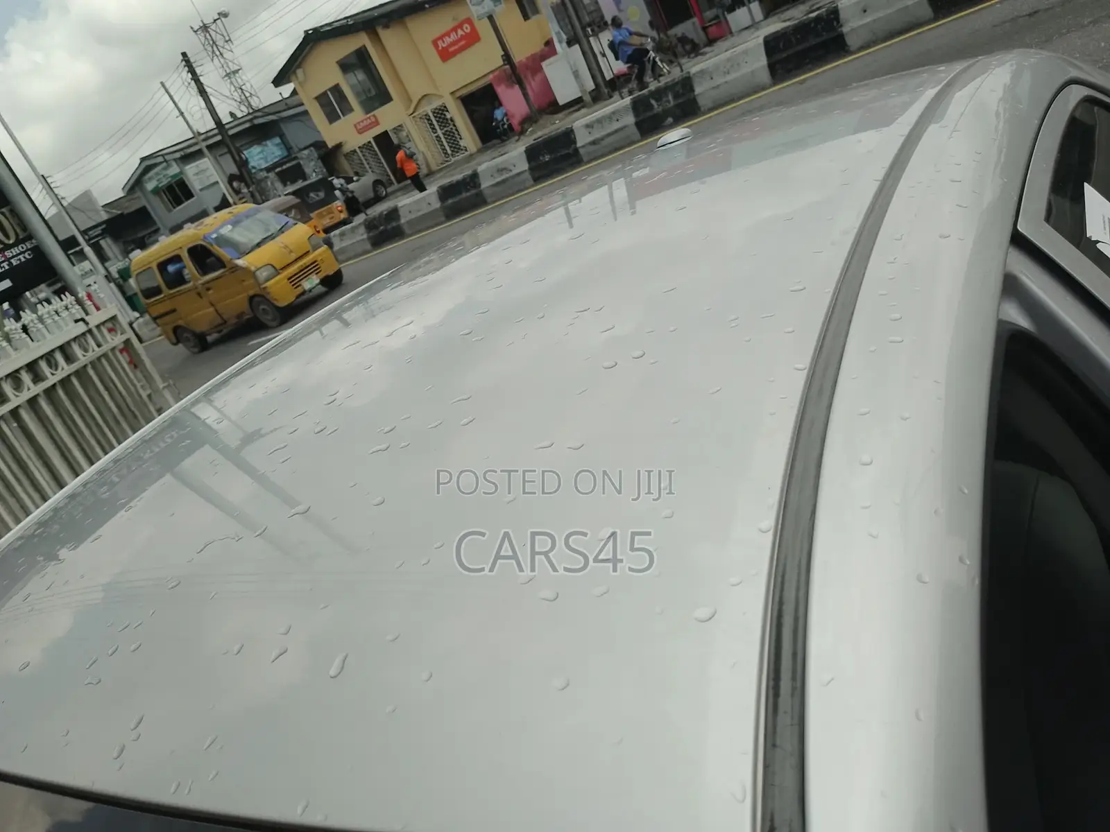 Toyota Corolla 2011 Silver
