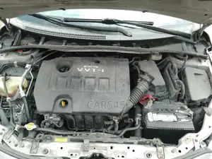 Toyota Corolla 2011 Silver