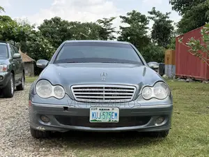 Mercedes-Benz C280 2005 Blue