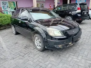 Kia Rio 1.5 LS Automatic 2009 Black