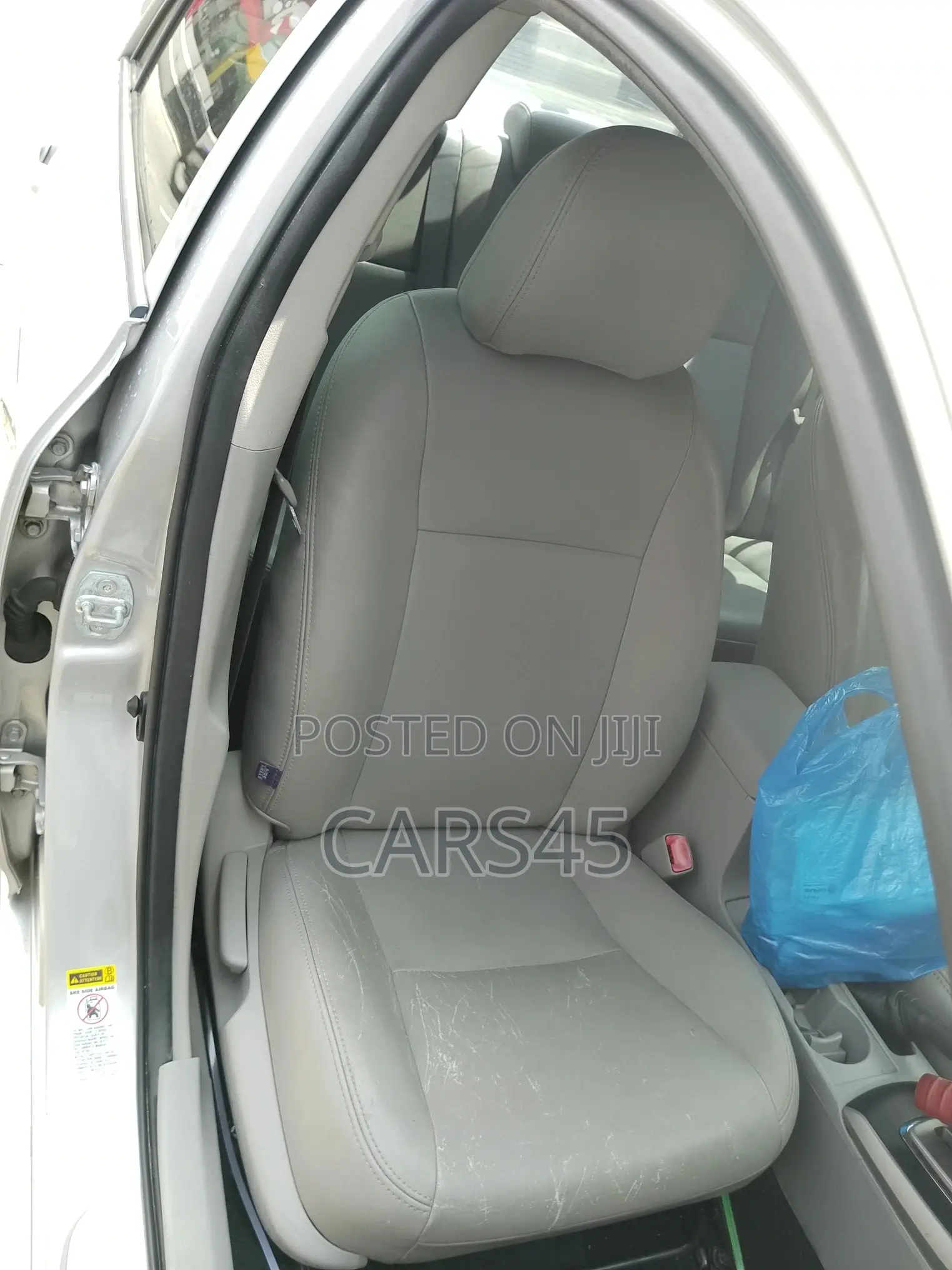 Toyota Corolla 2011 Silver