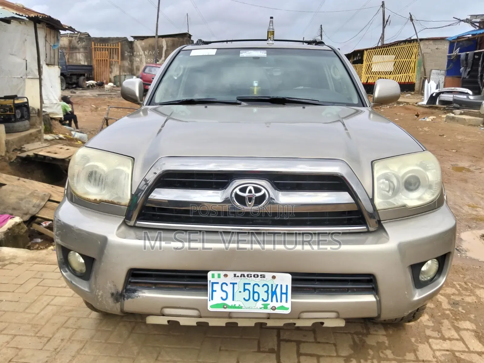 Toyota 4-Runner 2007 Gold