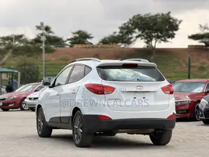 Hyundai Tucson Limited AWD 2015 White