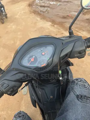 TVS Neo NX 2022 Black