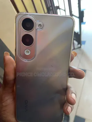 Vivo Y04 64 GB Bronze