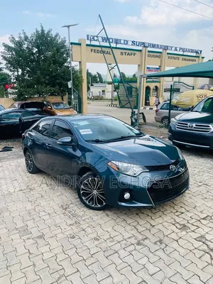Toyota Corolla 2015 Blue