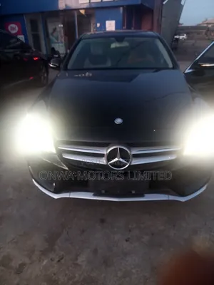 Mercedes-Benz C300 2015 Black