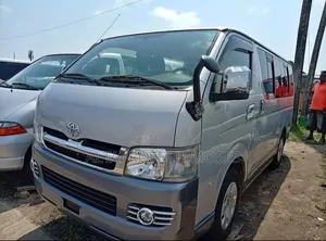 Toyota HiAce 2014 Grey