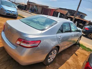 Toyota Camry 2011 Silver