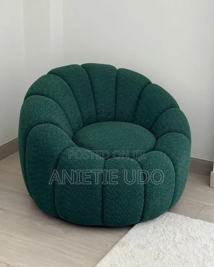 New Latest Design Fabric Chair