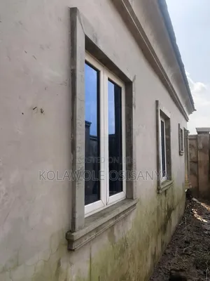 2bdrm Bungalow in Oluyole Estate for sale
