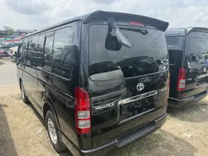 Toyota HiAce 2010 Black