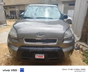 Kia Soul Automatic 2012 Gray
