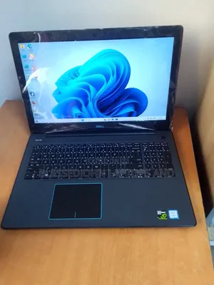 Laptop Dell G3 15 3579 8GB Intel Core i5 SSD 256GB