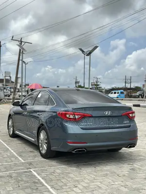 Hyundai Sonata Limited 4dr Sedan (2.4L 4cyl 6A) 2015 Blue