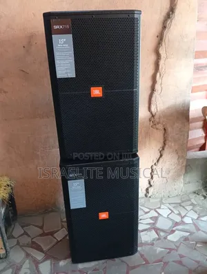 Quality JBL Single Speakers SRX-715
