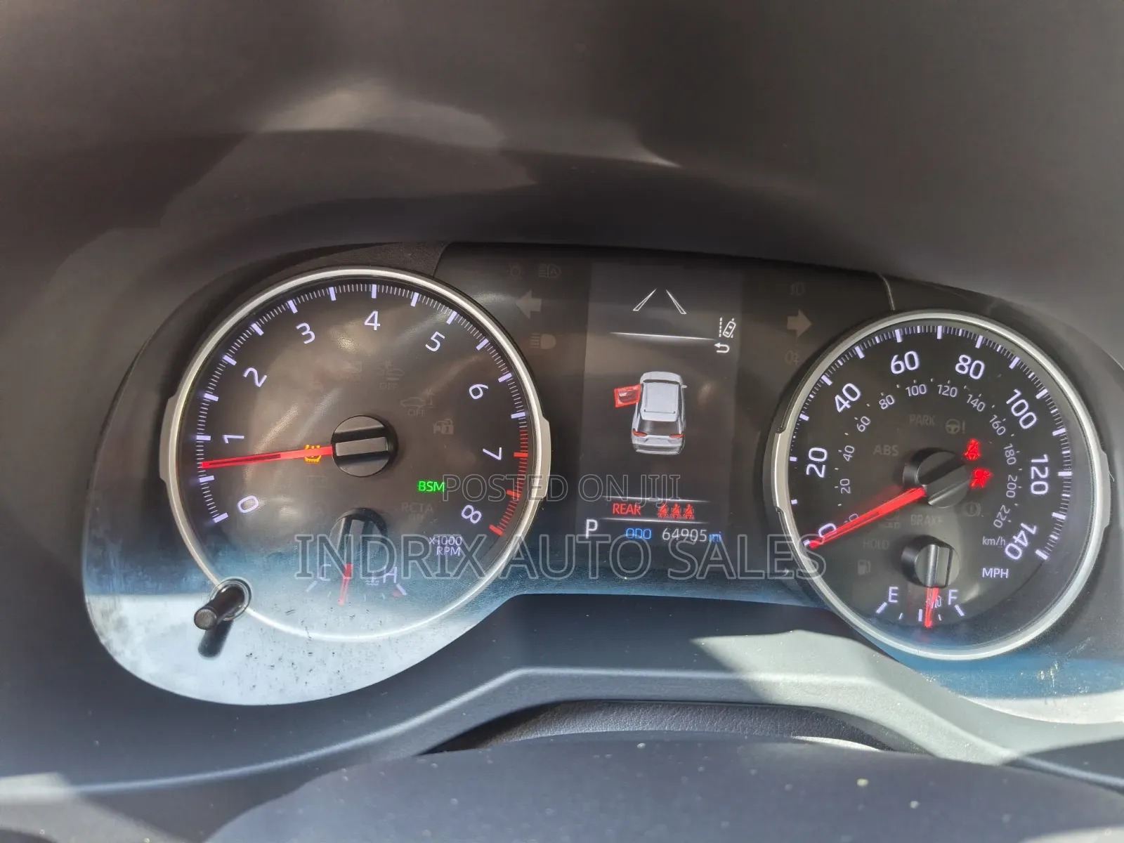 Toyota RAV4 XLE AWD 2019 Silver