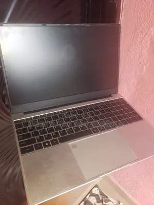 Laptop 4GB Intel Core i5 HDD+SSD 128GB
