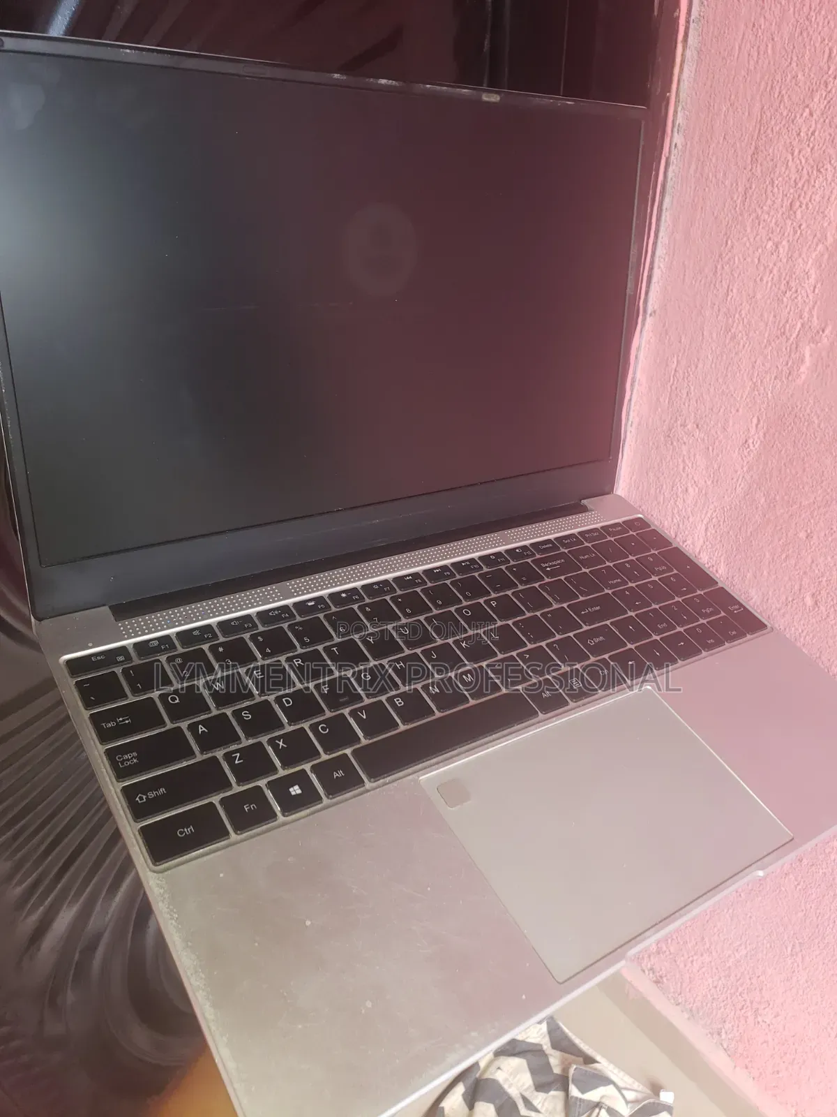 Laptop 4GB Intel Core i5 HDD+SSD 128GB