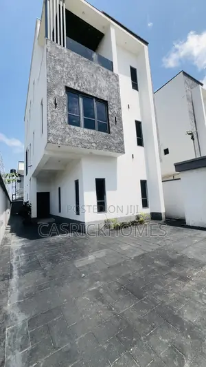 5bdrm Duplex in Lekki Scheme 2, Ogombo for sale