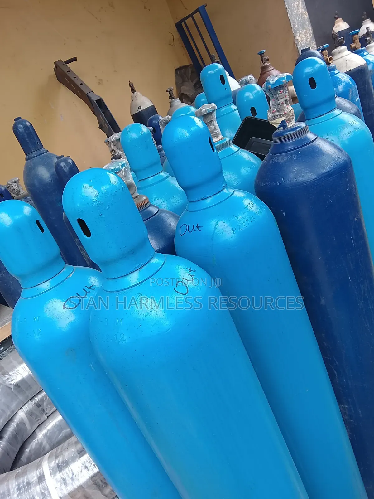 Oxygen Cylinder