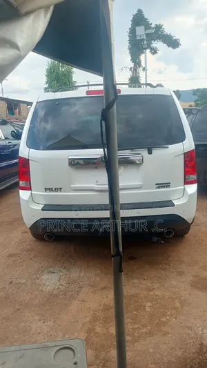 Honda Pilot 2012 White