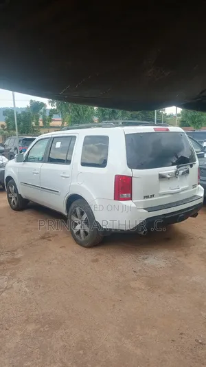 Honda Pilot 2012 White