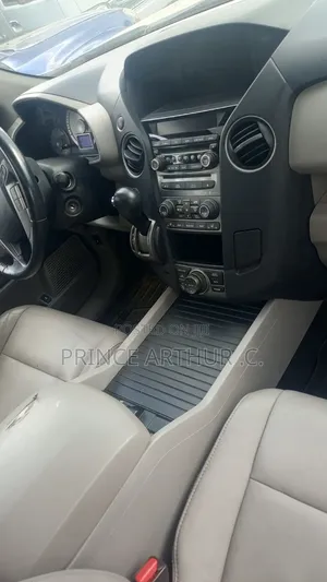 Honda Pilot 2012 White