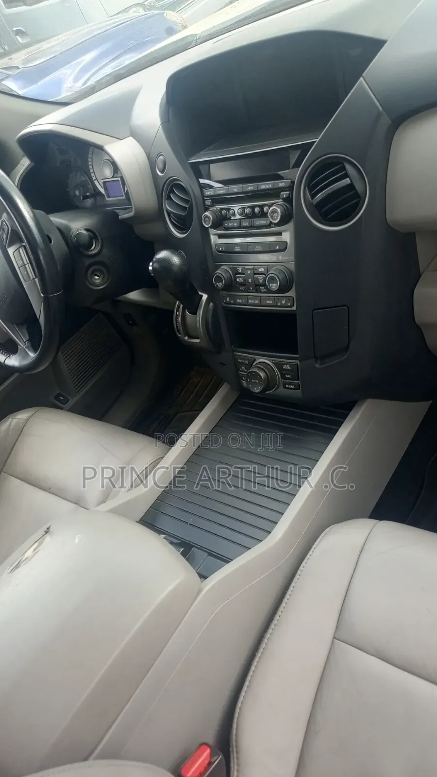 Honda Pilot 2012 White