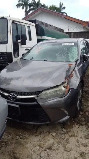 Toyota Camry 2015 Gray