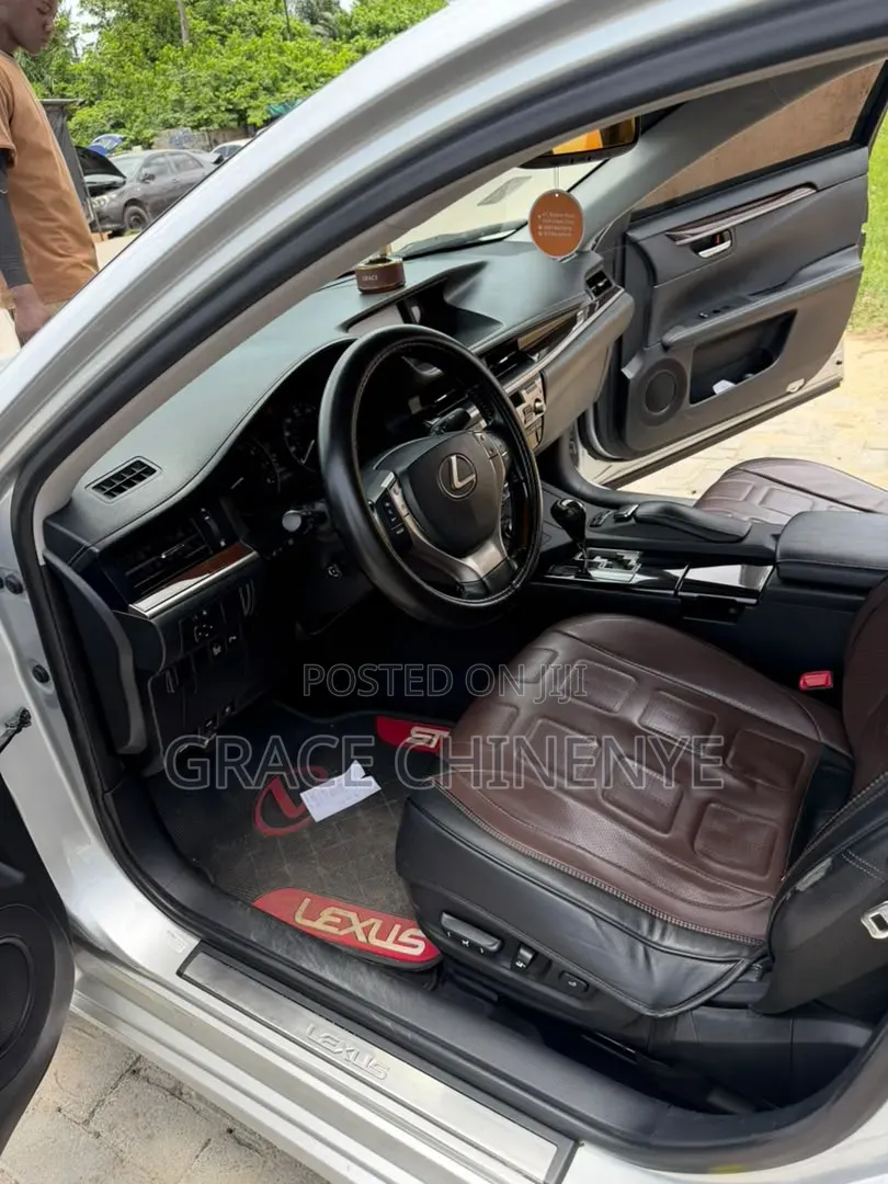 Lexus ES 2013 White