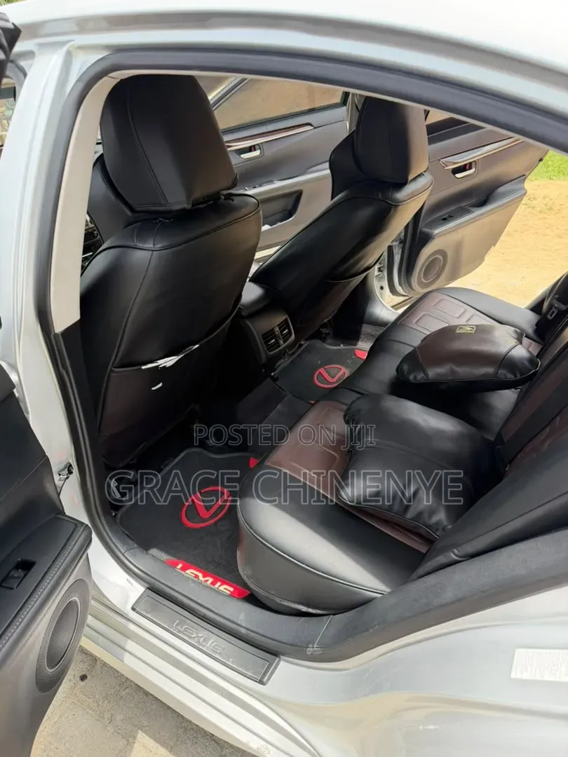 Lexus ES 2013 White