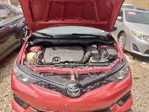 Toyota Corolla 2017 Red