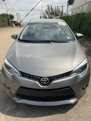 Toyota Corolla 2015