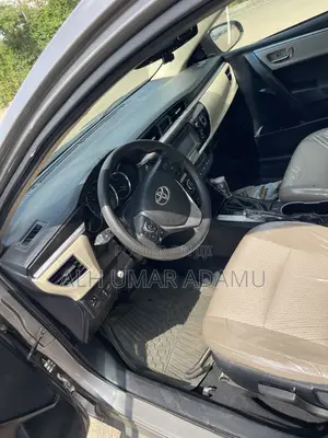 Toyota Corolla 2015