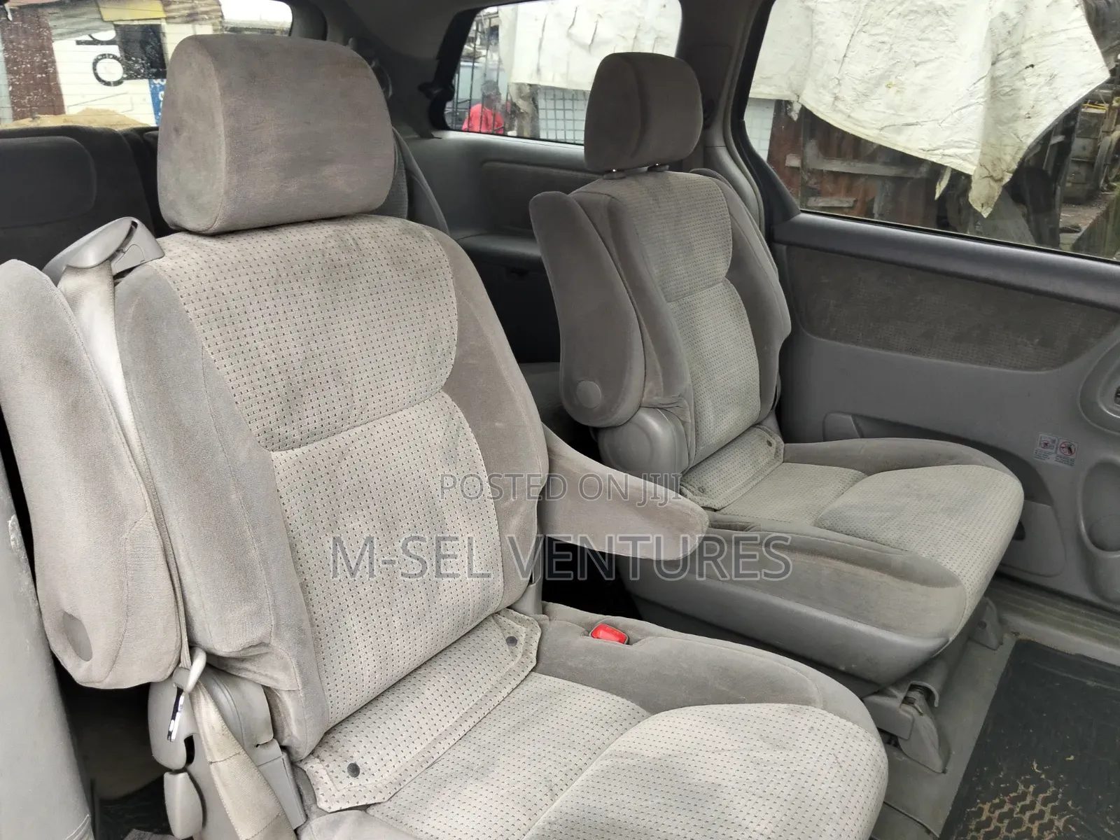 Toyota Sienna 2009 Silver