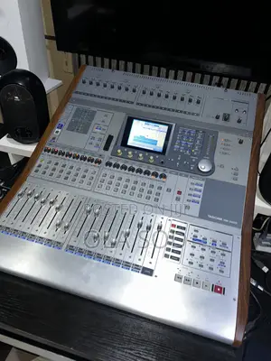 Tascam Dm3200 Digital Mixing Console and Daw Controller