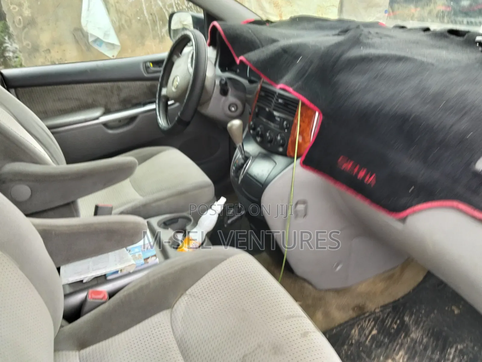 Toyota Sienna 2009 Silver