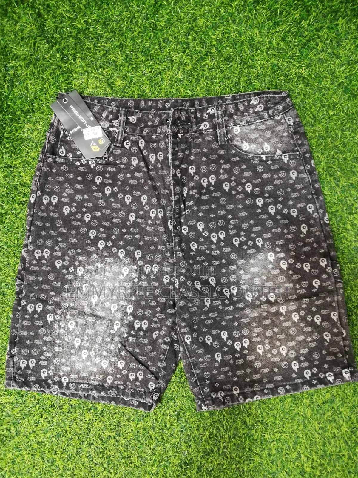 Short Jeans