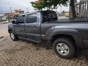 Toyota Tacoma 2014 Gray
