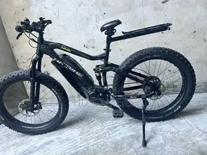 Yamaha 2020 Black