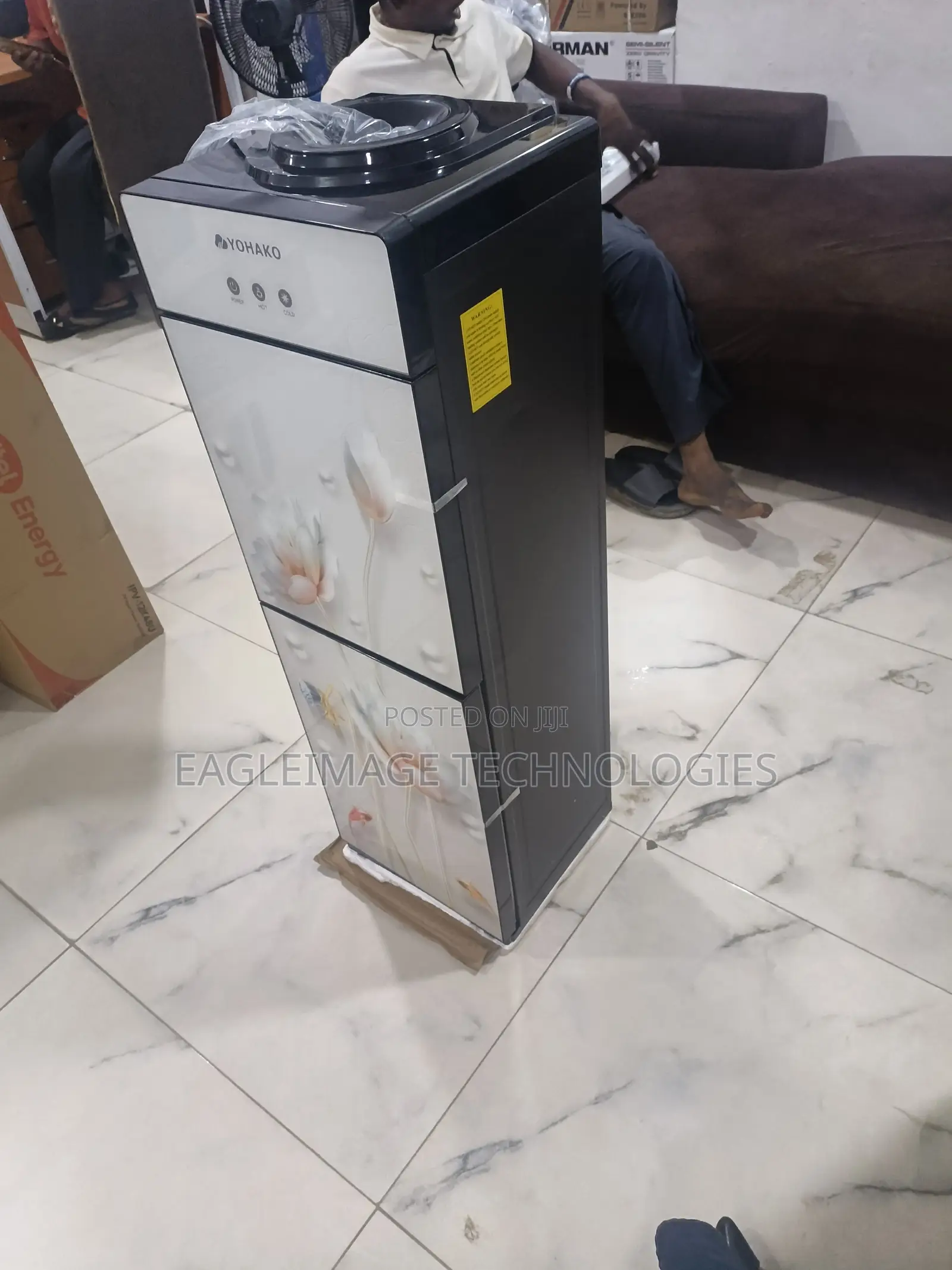 Space-Saving Yohako Water Dispenser Plus Refrigerator Compartment