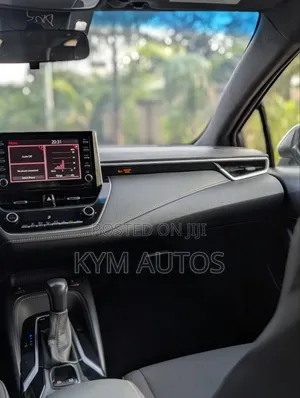 Toyota Corolla Hatchback 2020 Silver