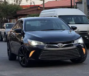 Toyota Camry XLE 4dr Sedan (2.5L 4cyl 6A) 2015 Black