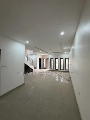 4bdrm Duplex in Guzape Main, Abuja for rent